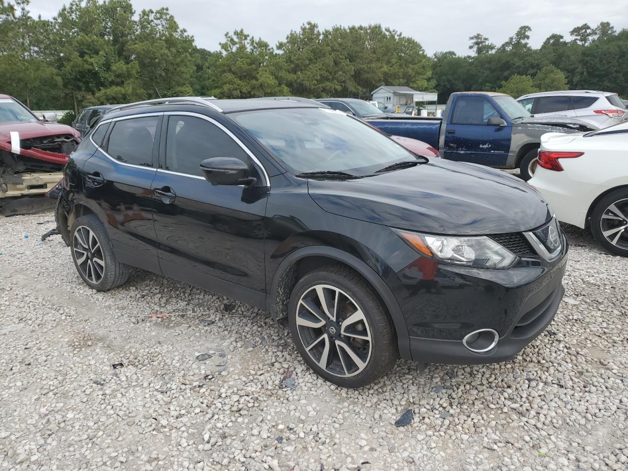 Photo 3 VIN: JN1BJ1CP4KW230535 - NISSAN ROGUE 