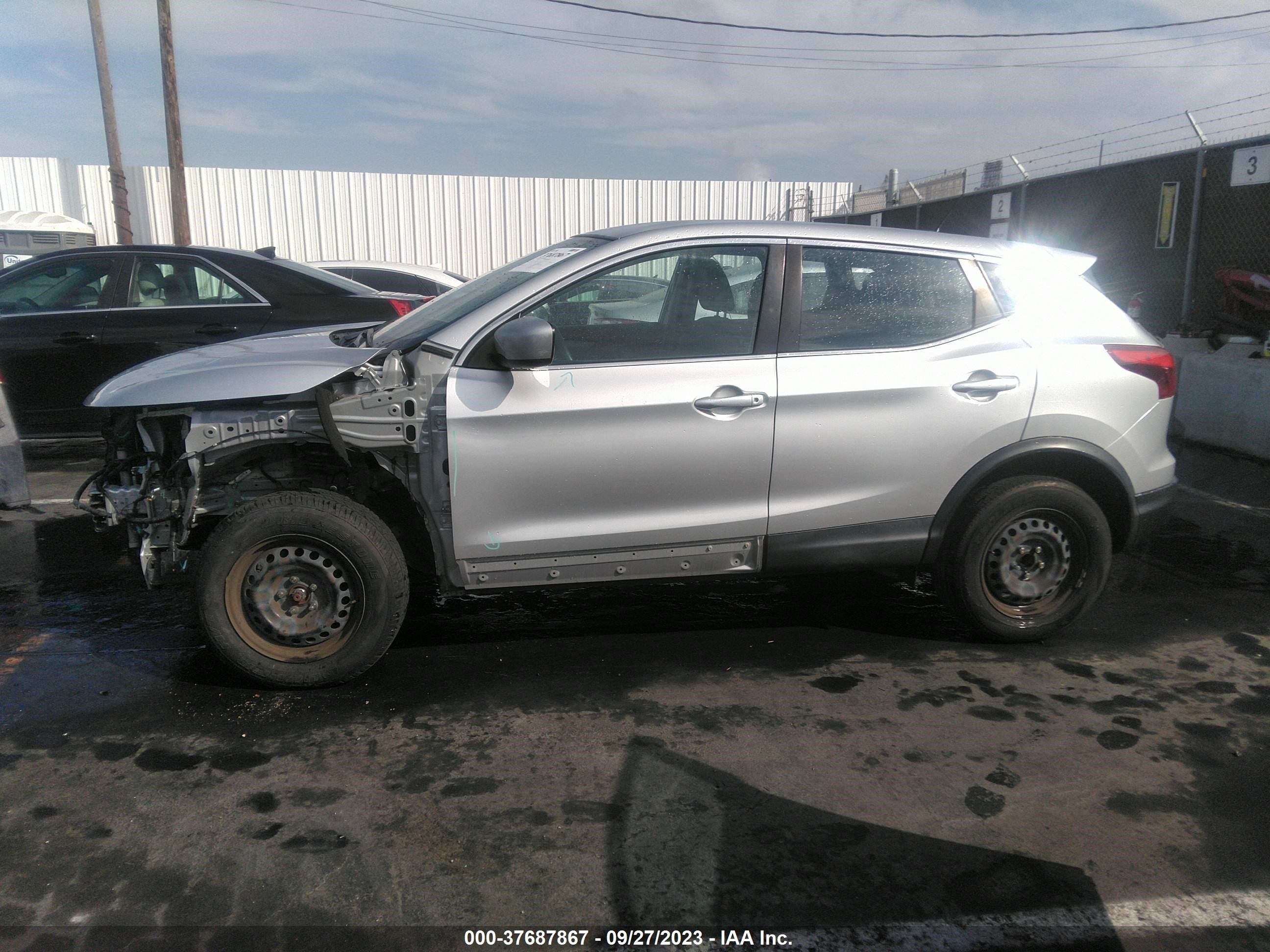 Photo 14 VIN: JN1BJ1CP4KW524517 - NISSAN ROGUE 