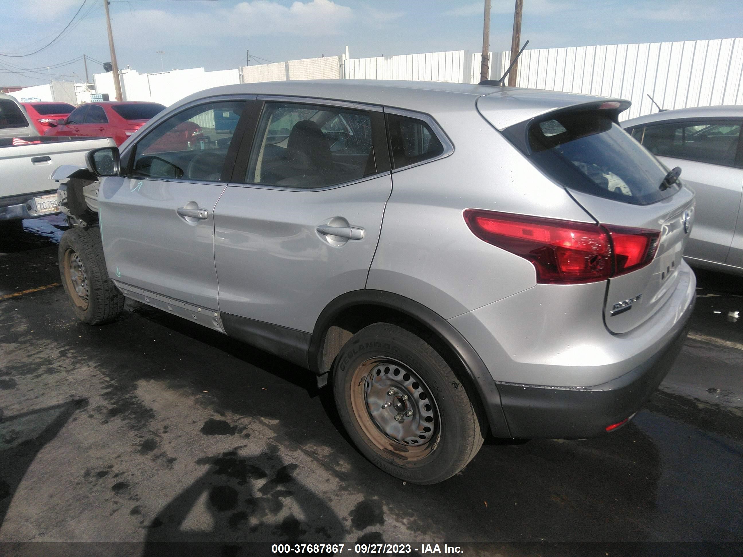 Photo 2 VIN: JN1BJ1CP4KW524517 - NISSAN ROGUE 