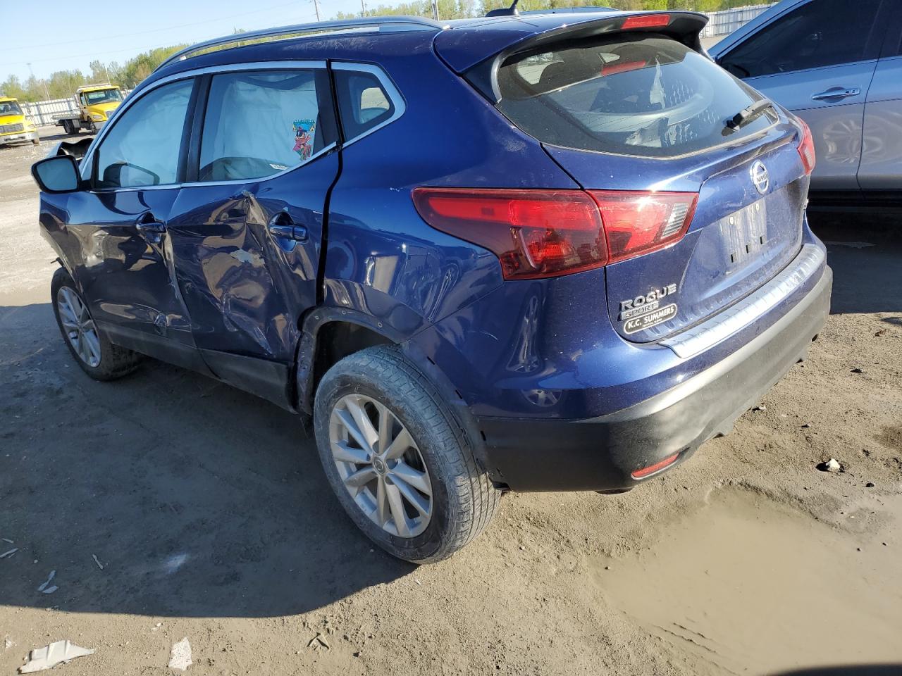 Photo 1 VIN: JN1BJ1CP5HW006912 - NISSAN ROGUE 