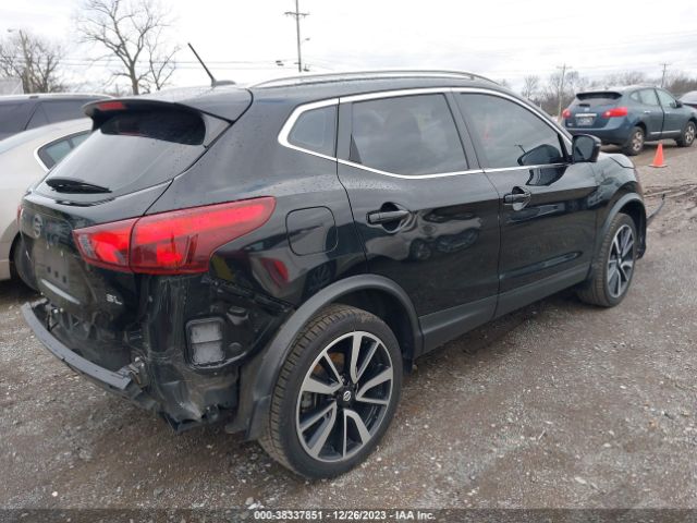 Photo 3 VIN: JN1BJ1CP5HW027582 - NISSAN ROGUE SPORT 