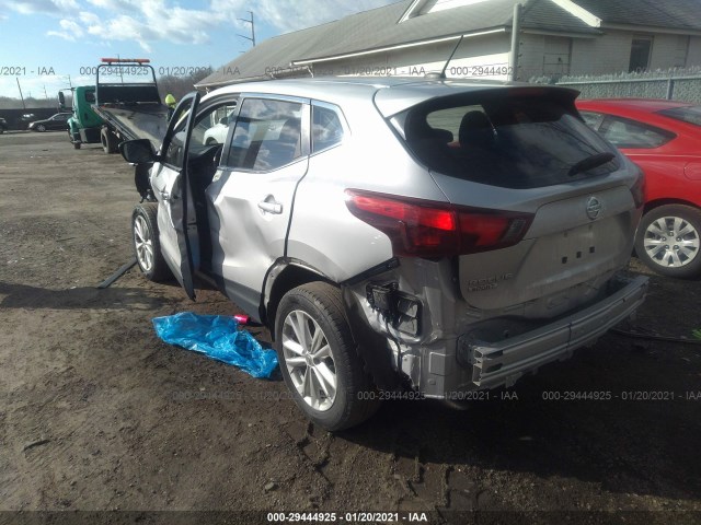 Photo 2 VIN: JN1BJ1CP5JW187872 - NISSAN ROGUE SPORT 