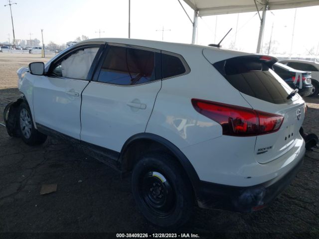 Photo 2 VIN: JN1BJ1CP5KW216269 - NISSAN ROGUE SPORT 