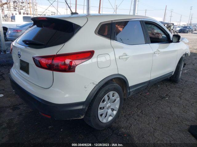 Photo 3 VIN: JN1BJ1CP5KW216269 - NISSAN ROGUE SPORT 