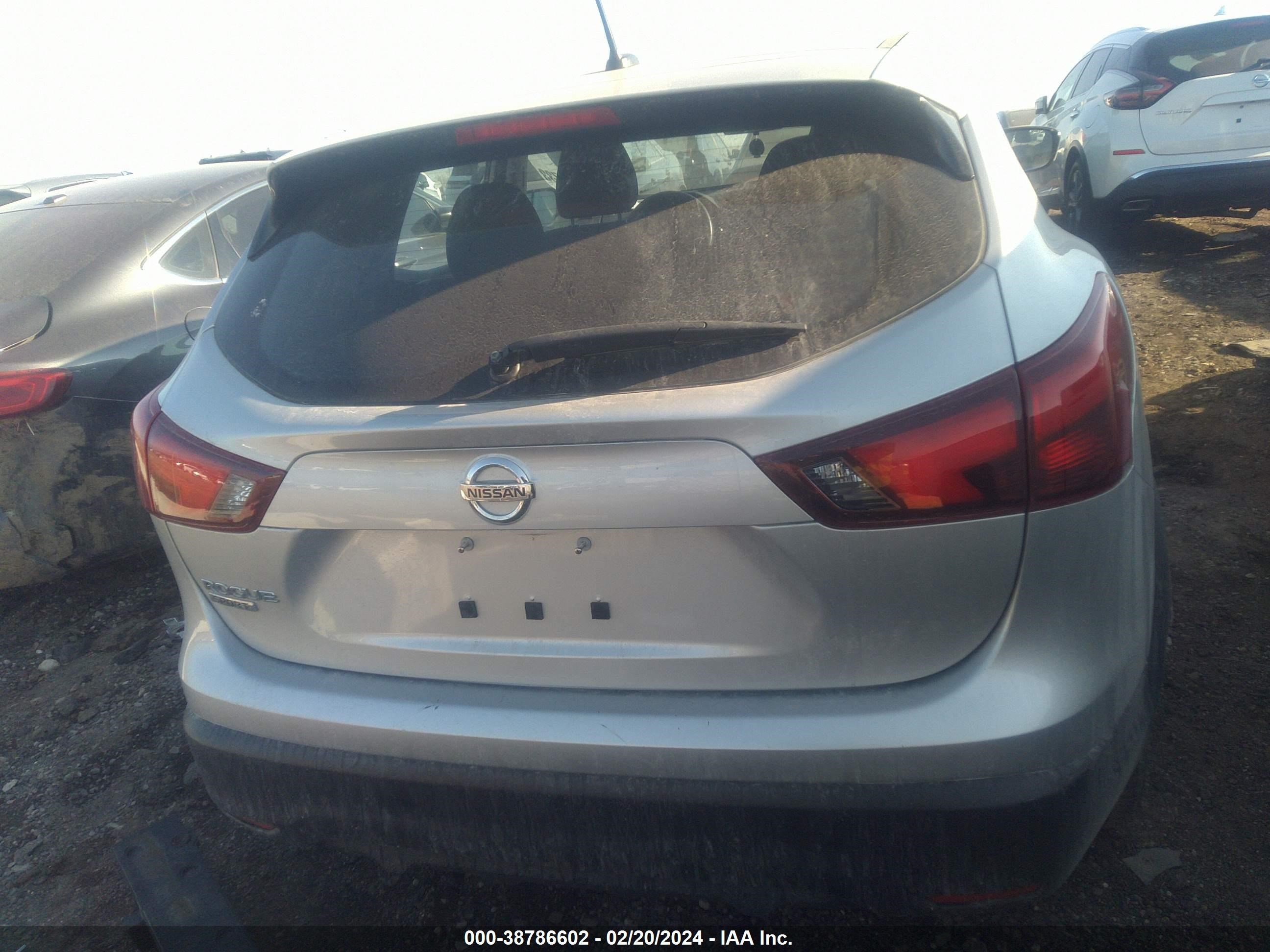 Photo 15 VIN: JN1BJ1CP5KW522940 - NISSAN ROGUE 