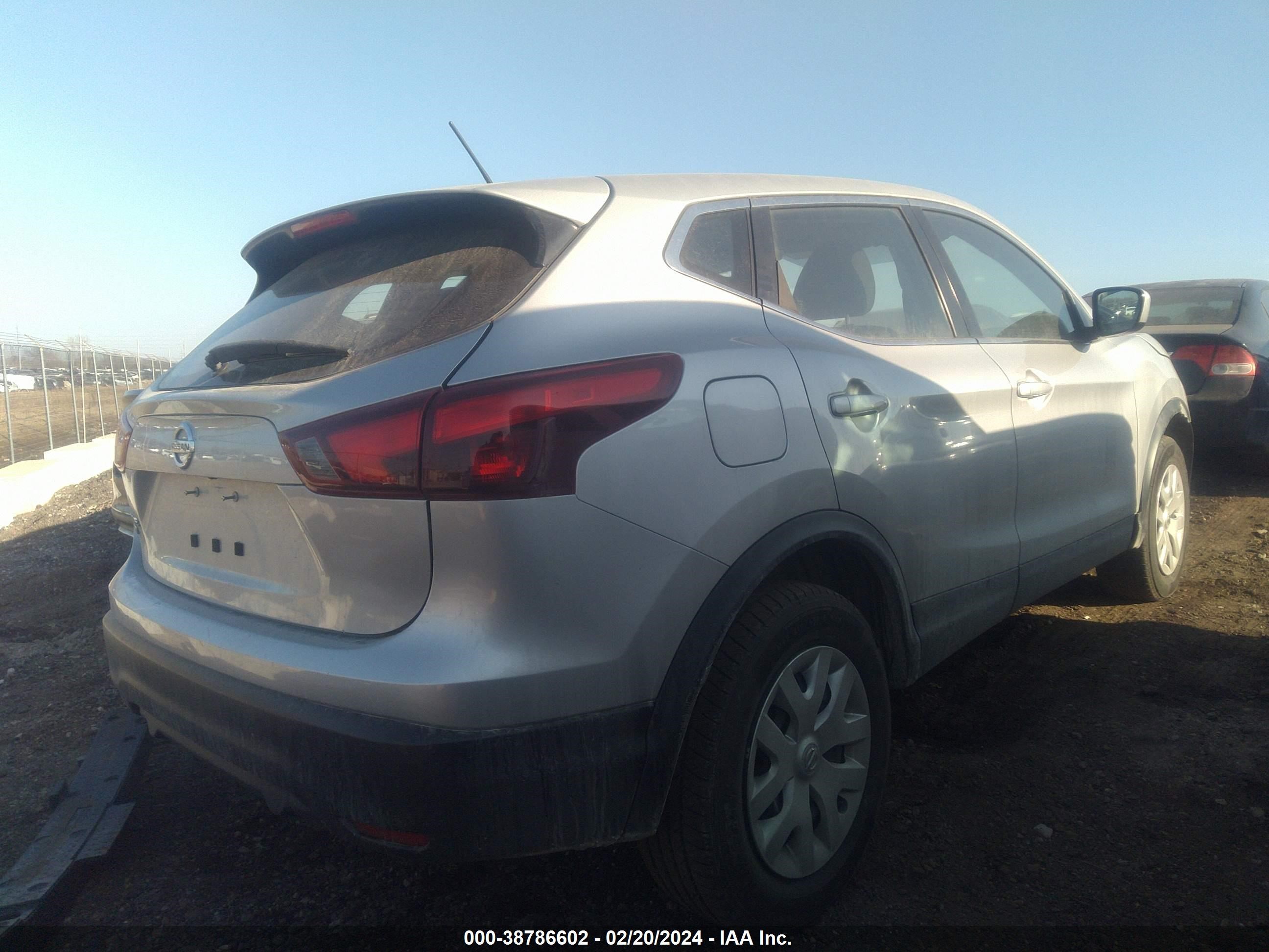 Photo 3 VIN: JN1BJ1CP5KW522940 - NISSAN ROGUE 