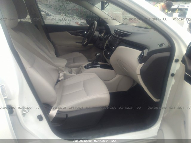 Photo 4 VIN: JN1BJ1CP5KW529094 - NISSAN ROGUE SPORT 