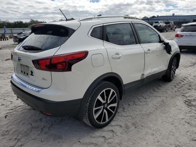 Photo 2 VIN: JN1BJ1CP6HW019443 - NISSAN ROGUE SPORT 