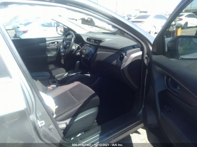 Photo 4 VIN: JN1BJ1CP6HW034556 - NISSAN ROGUE SPORT 