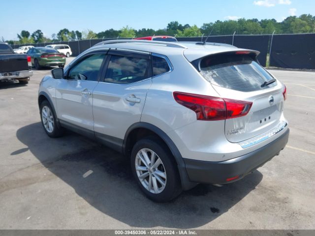 Photo 2 VIN: JN1BJ1CP6JW164018 - NISSAN ROGUE SPORT 