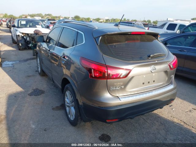 Photo 2 VIN: JN1BJ1CP6JW186357 - NISSAN ROGUE SPORT 