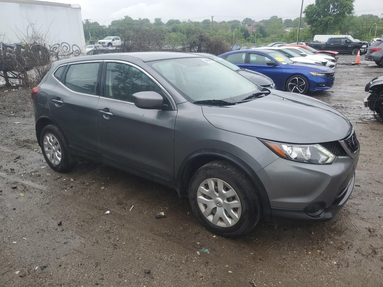 Photo 3 VIN: JN1BJ1CP6JW187458 - NISSAN ROGUE 