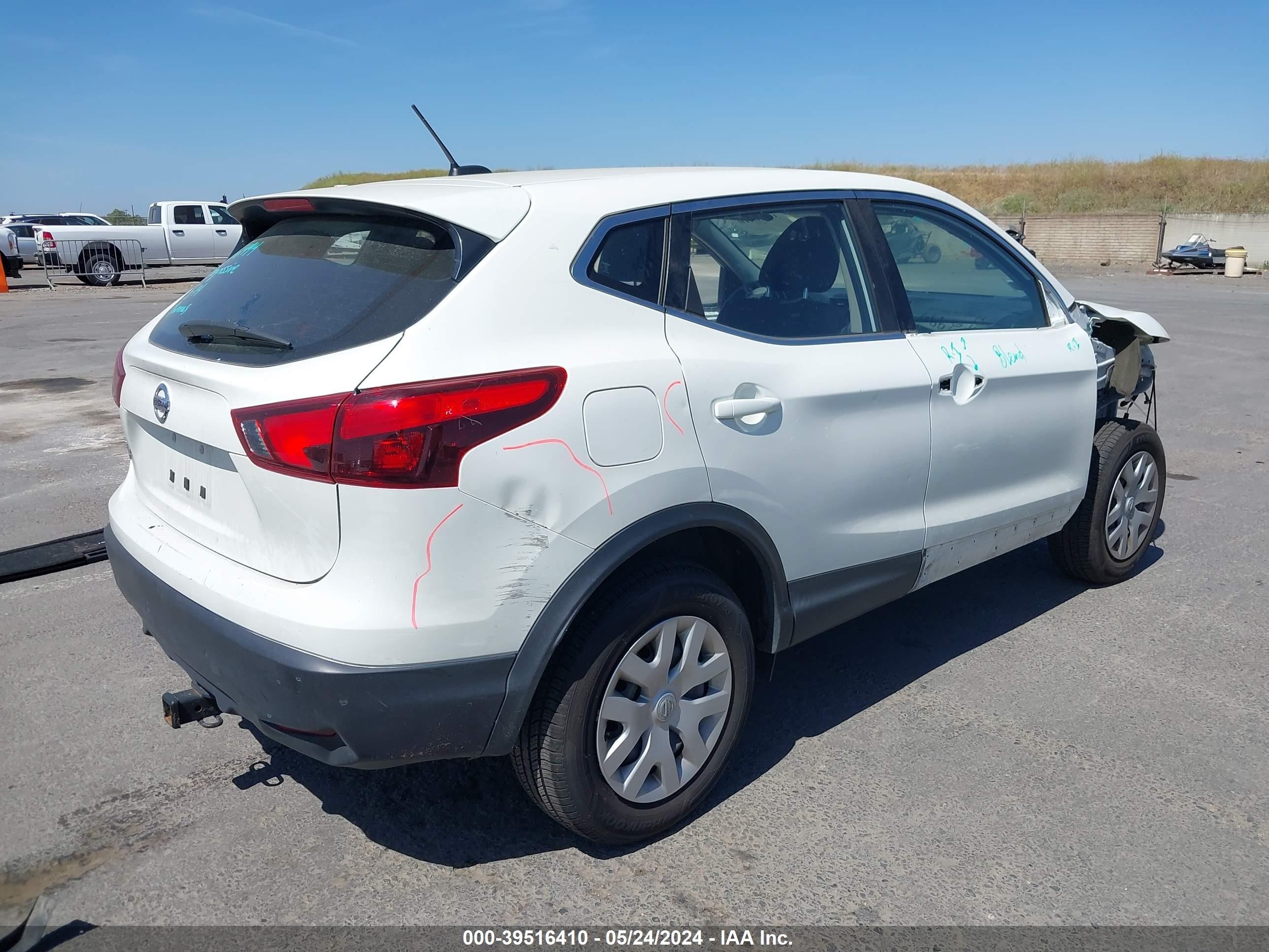 Photo 3 VIN: JN1BJ1CP6KW215860 - NISSAN ROGUE 