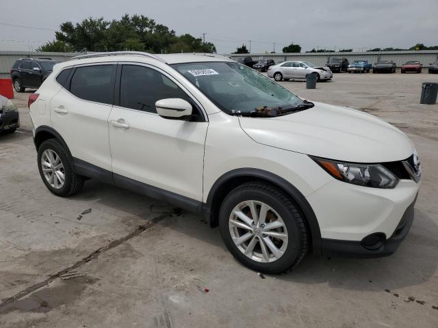 Photo 3 VIN: JN1BJ1CP7HW010671 - NISSAN ROGUE 