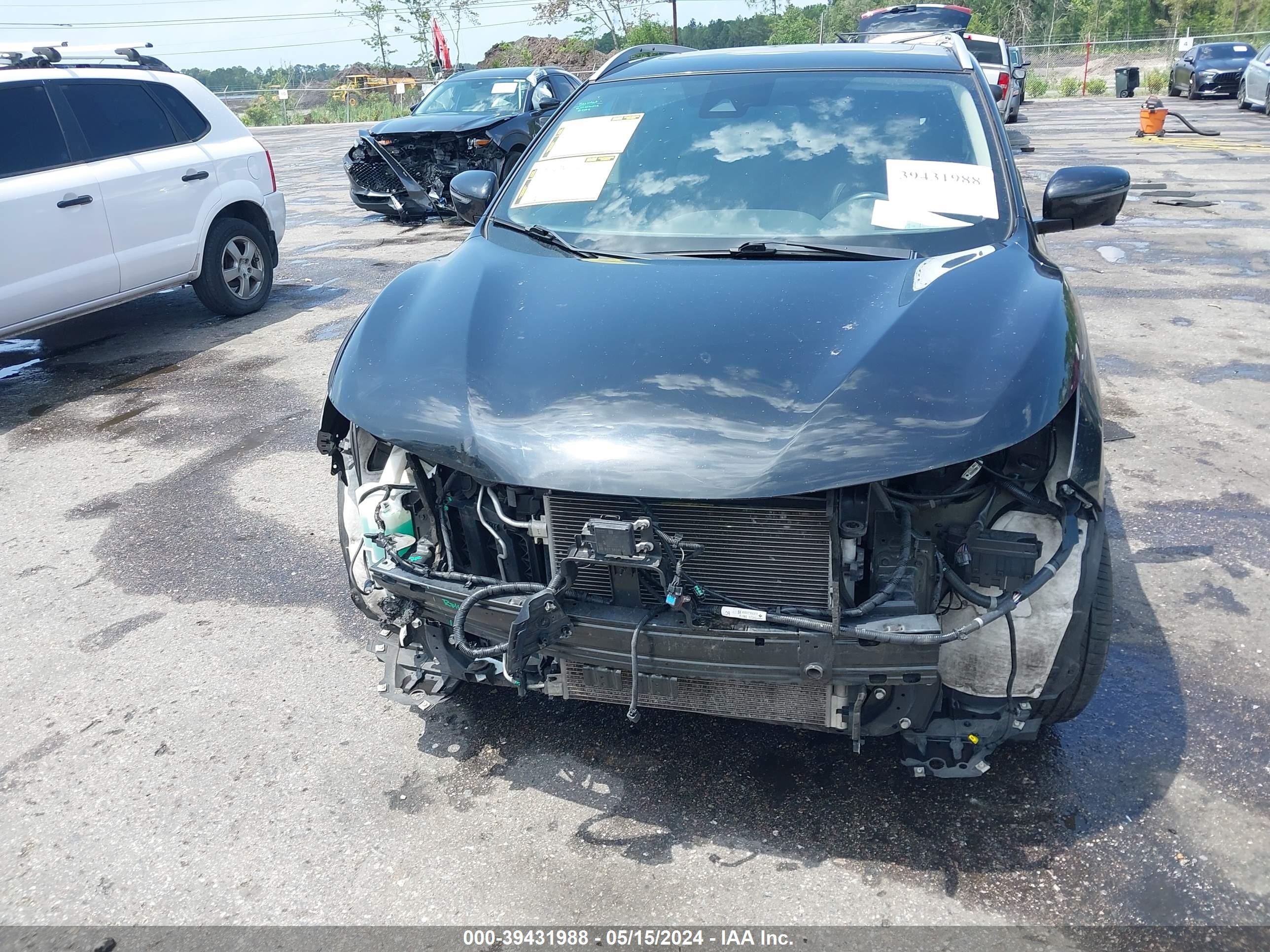 Photo 12 VIN: JN1BJ1CP7HW025218 - NISSAN ROGUE 