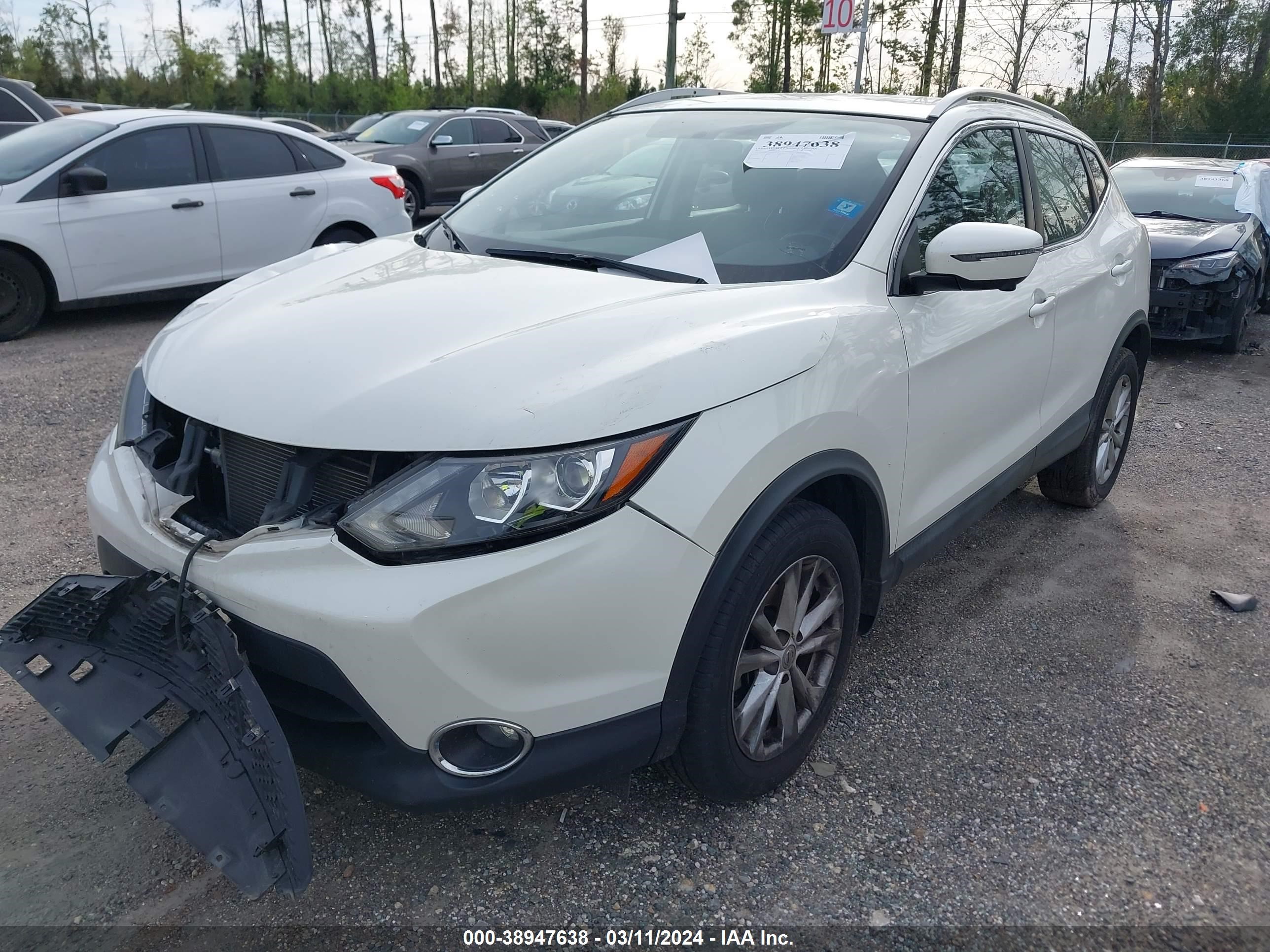 Photo 1 VIN: JN1BJ1CP7HW025395 - NISSAN ROGUE 