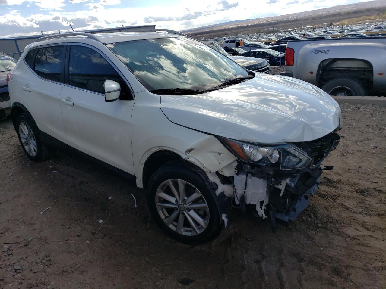 Photo 3 VIN: JN1BJ1CP7HW032198 - NISSAN ROGUE 