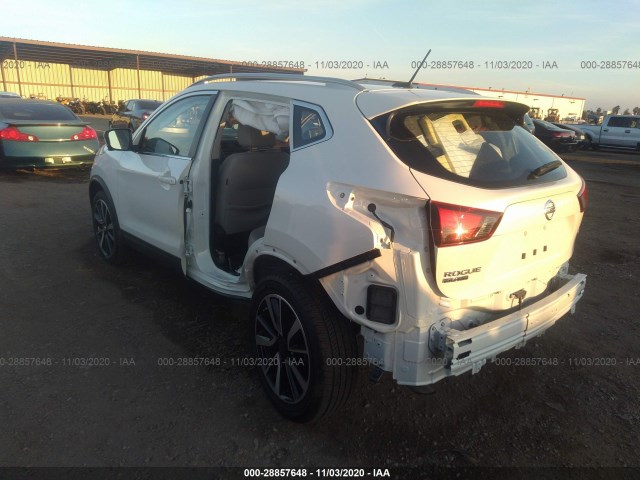 Photo 2 VIN: JN1BJ1CP7JW104880 - NISSAN ROGUE SPORT 