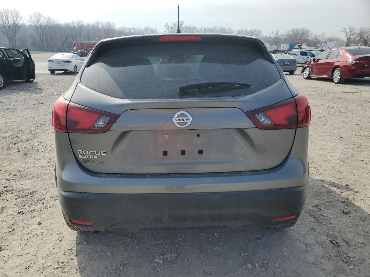 Photo 5 VIN: JN1BJ1CP7JW158082 - NISSAN ROGUE 