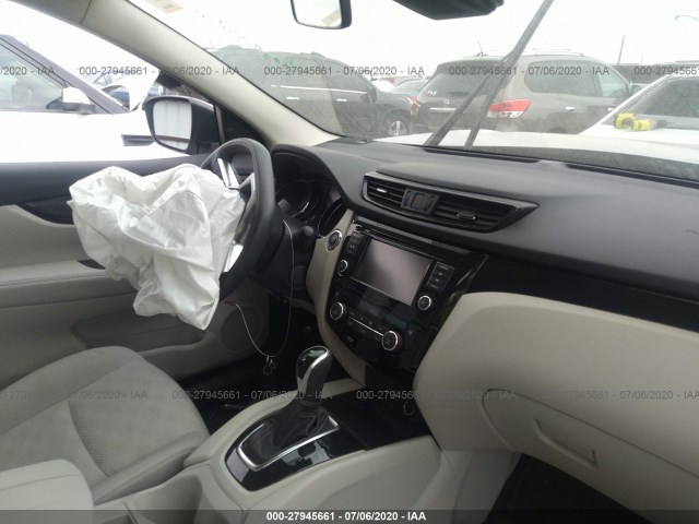 Photo 4 VIN: JN1BJ1CP7KW219500 - NISSAN ROGUE SPORT 