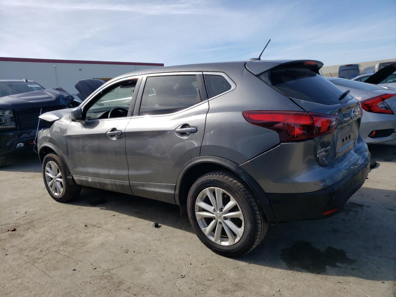 Photo 2 VIN: JN1BJ1CP8HW024370 - NISSAN ROGUE 