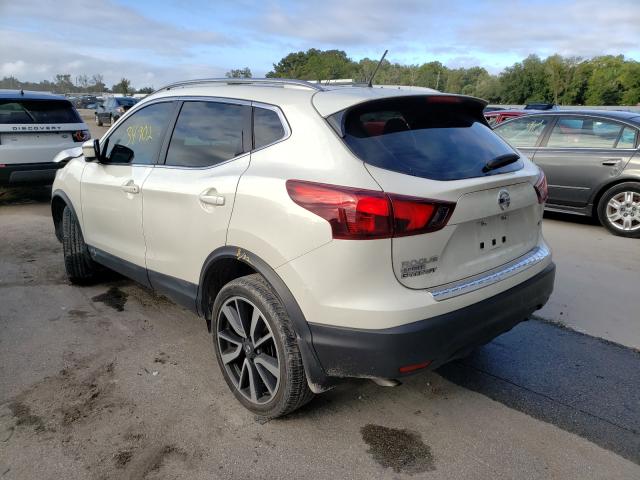 Photo 2 VIN: JN1BJ1CP8JW104497 - NISSAN ROGUE 