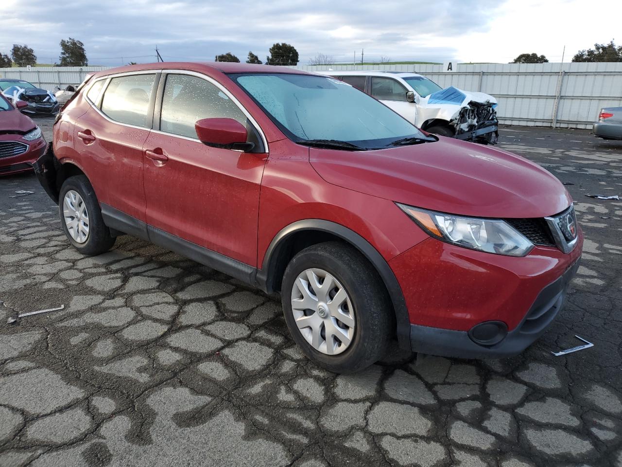 Photo 3 VIN: JN1BJ1CP8JW159032 - NISSAN ROGUE 