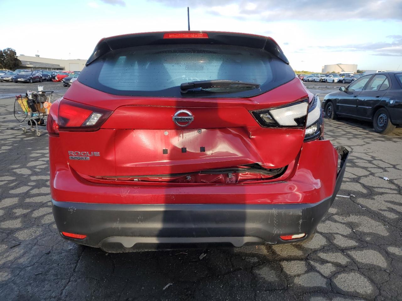 Photo 5 VIN: JN1BJ1CP8JW159032 - NISSAN ROGUE 