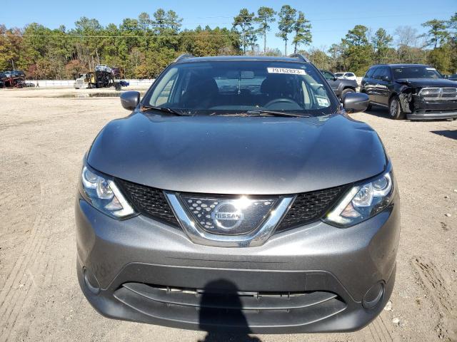 Photo 4 VIN: JN1BJ1CP8JW159371 - NISSAN ROGUE 