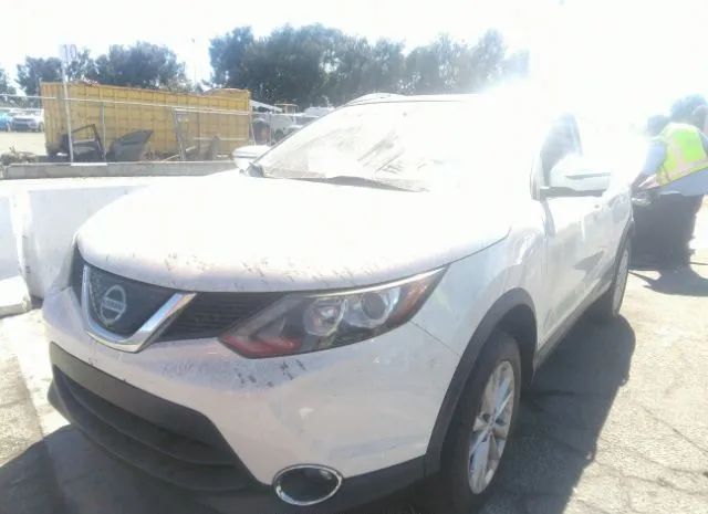 Photo 1 VIN: JN1BJ1CP8JW159757 - NISSAN ROGUE SPORT 