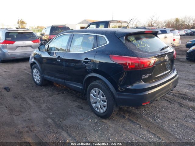 Photo 2 VIN: JN1BJ1CP8JW162626 - NISSAN ROGUE SPORT 