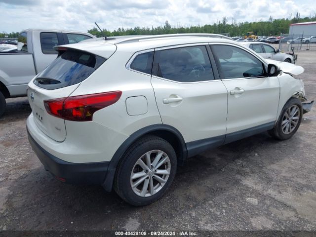 Photo 3 VIN: JN1BJ1CP8JW164019 - NISSAN ROGUE SPORT 