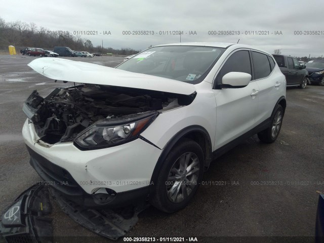 Photo 1 VIN: JN1BJ1CP8JW164344 - NISSAN ROGUE SPORT 