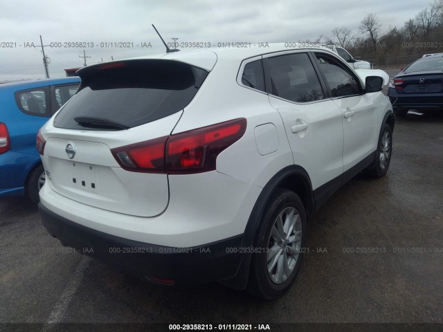 Photo 3 VIN: JN1BJ1CP8JW164344 - NISSAN ROGUE SPORT 