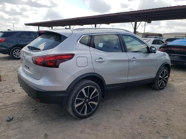 Photo 2 VIN: JN1BJ1CP8JW188708 - NISSAN ROGUE 