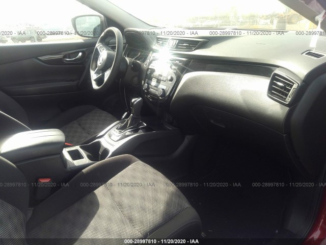 Photo 4 VIN: JN1BJ1CP8JW190782 - NISSAN ROGUE SPORT 