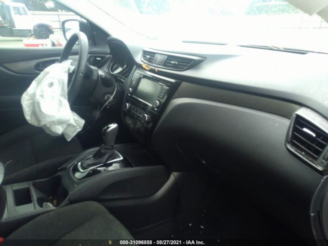 Photo 4 VIN: JN1BJ1CP8KW224186 - NISSAN ROGUE SPORT 