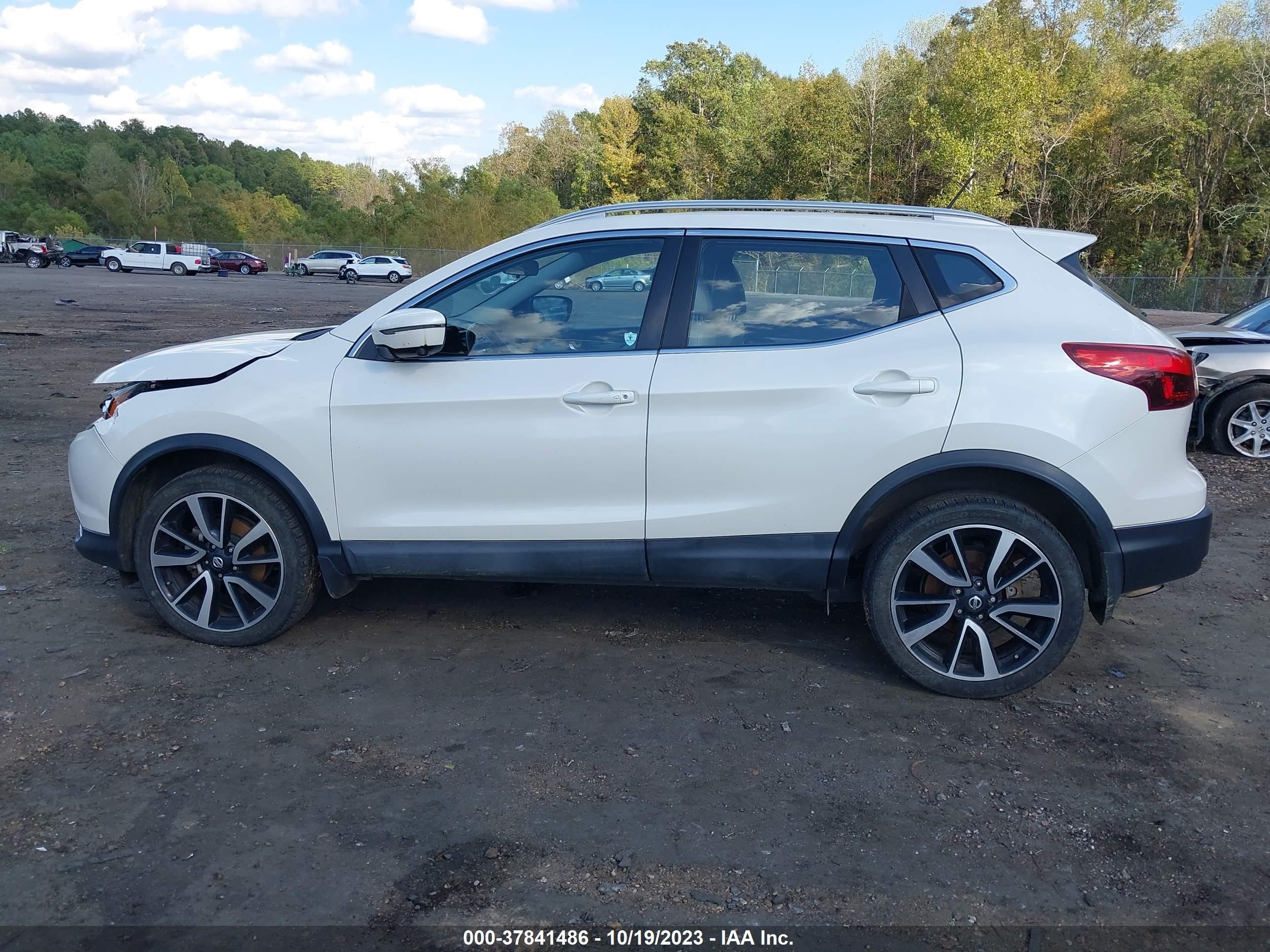 Photo 13 VIN: JN1BJ1CP9HW002331 - NISSAN ROGUE 