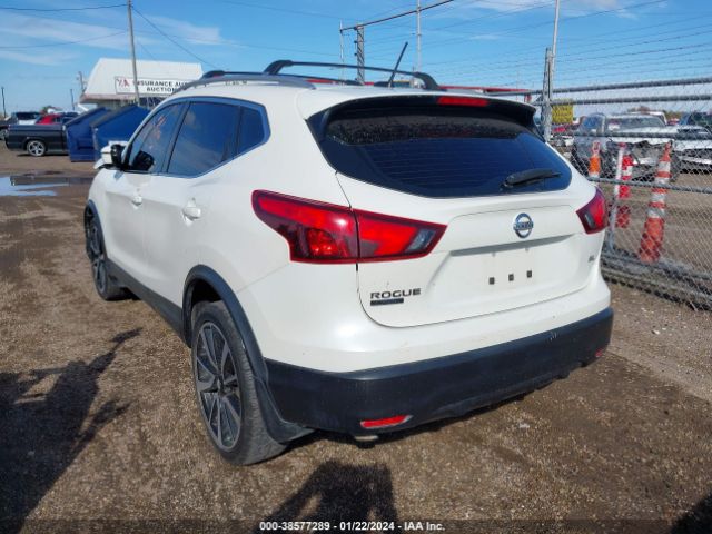 Photo 2 VIN: JN1BJ1CP9HW014771 - NISSAN ROGUE SPORT 