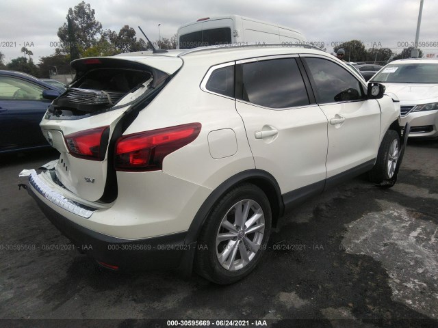 Photo 3 VIN: JN1BJ1CP9HW026273 - NISSAN ROGUE SPORT 