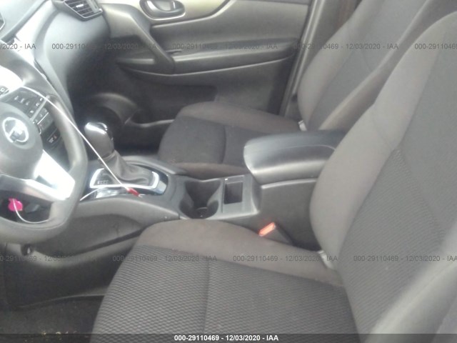 Photo 4 VIN: JN1BJ1CP9JW155846 - NISSAN ROGUE SPORT 