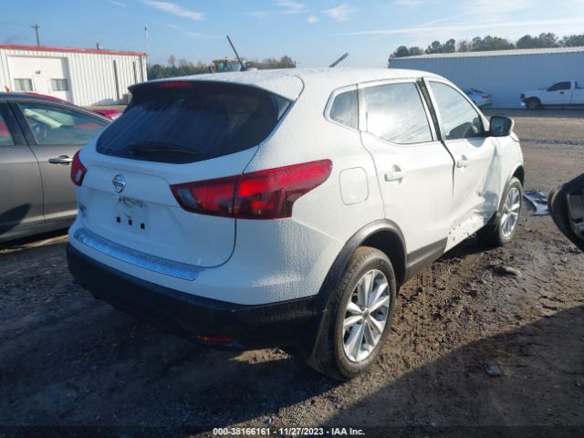 Photo 3 VIN: JN1BJ1CP9JW188216 - NISSAN ROGUE SPORT 