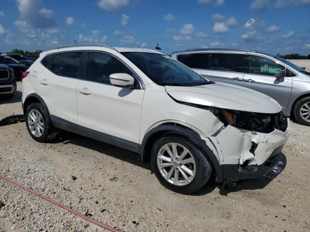 Photo 3 VIN: JN1BJ1CP9JW189057 - NISSAN ROGUE SPT 