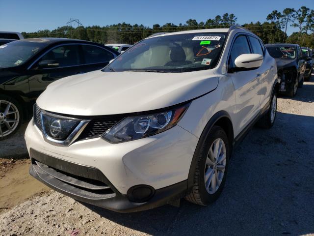 Photo 1 VIN: JN1BJ1CP9JW194808 - NISSAN ROGUE 