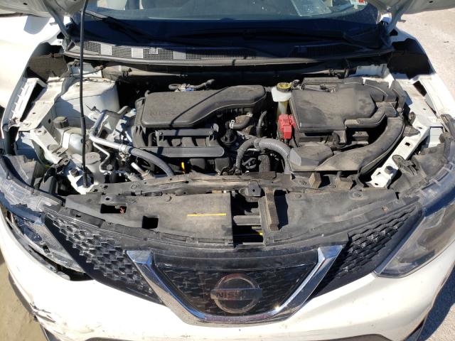 Photo 6 VIN: JN1BJ1CP9JW194808 - NISSAN ROGUE 