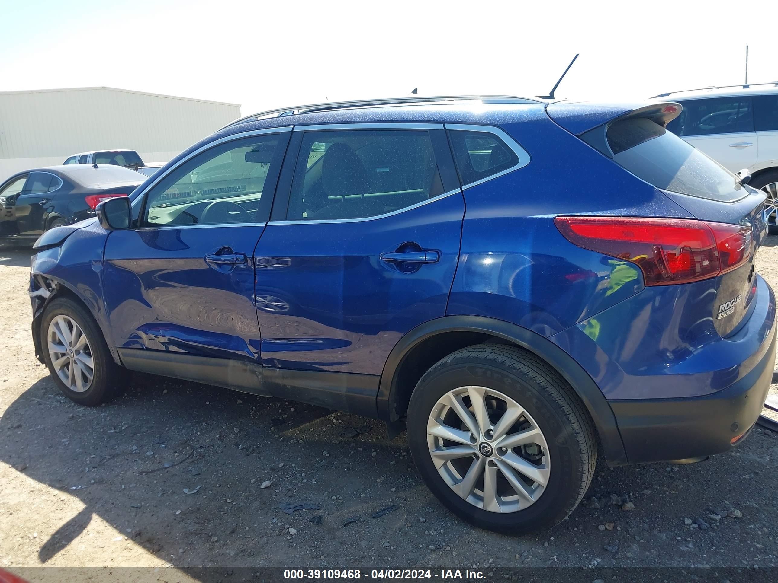 Photo 13 VIN: JN1BJ1CP9KW218770 - NISSAN ROGUE 