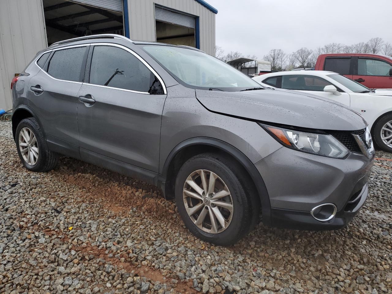 Photo 3 VIN: JN1BJ1CPXHW006940 - NISSAN ROGUE 