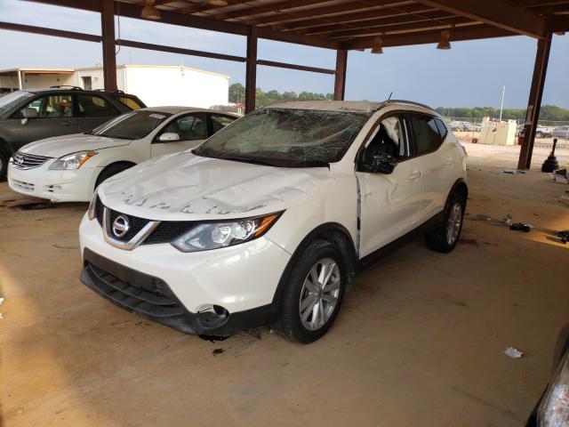 Photo 1 VIN: JN1BJ1CPXHW015721 - NISSAN ROGUE 