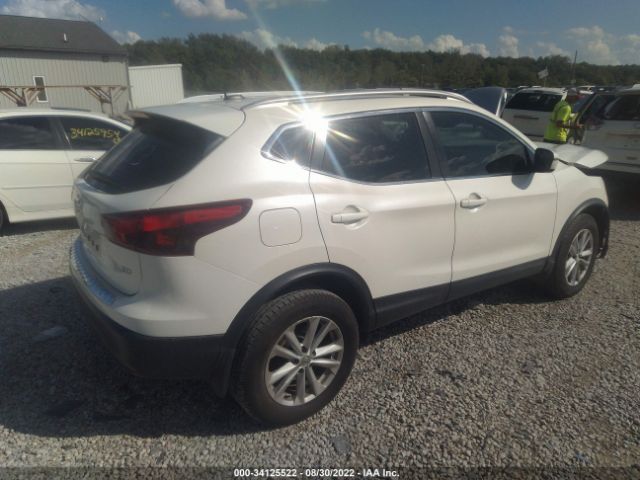 Photo 3 VIN: JN1BJ1CPXHW023883 - NISSAN ROGUE SPORT 