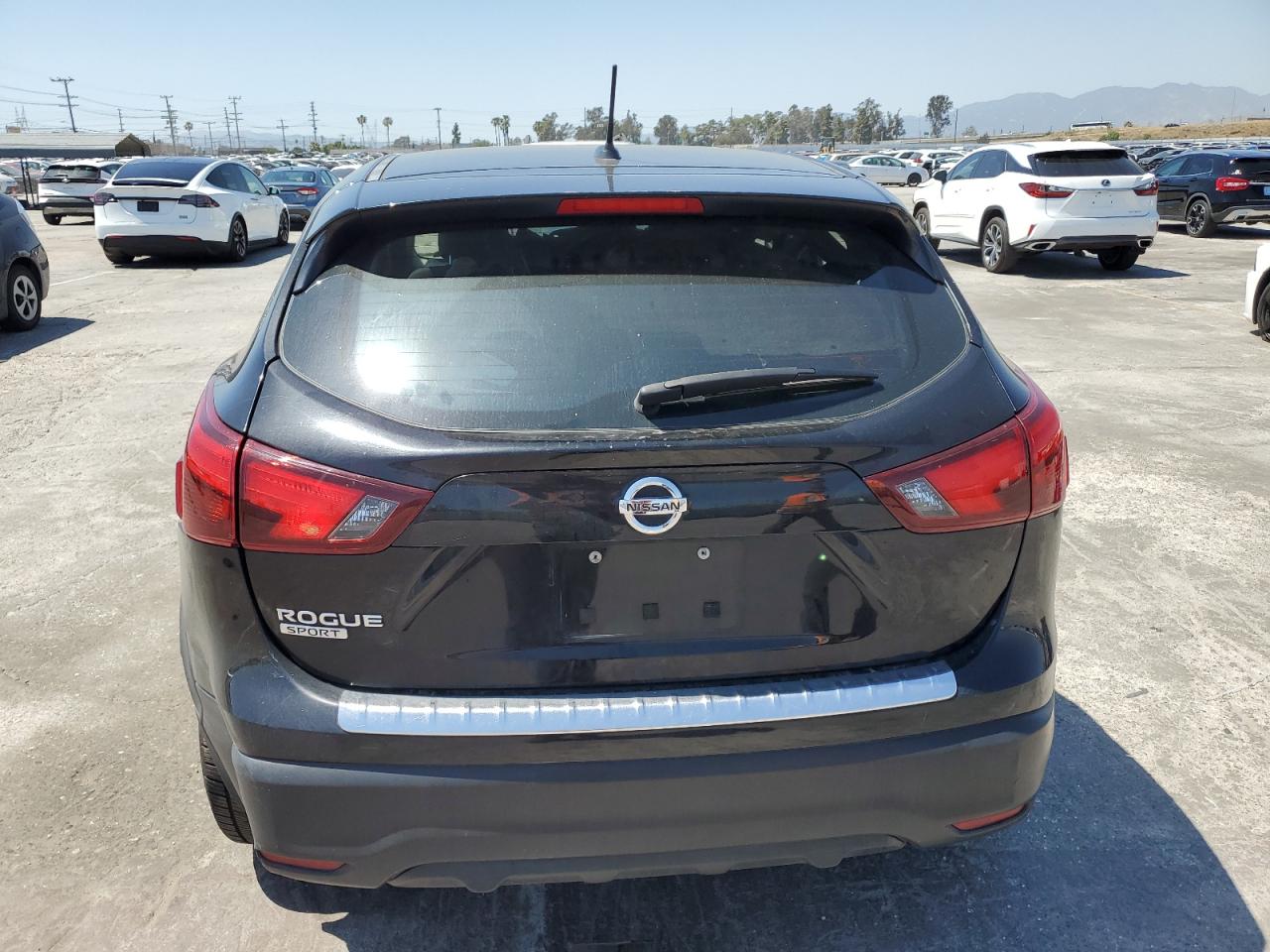 Photo 5 VIN: JN1BJ1CPXKW226442 - NISSAN ROGUE 